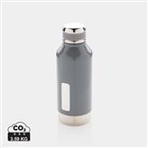 Leakproof vakuum flaske med logo plade, grå